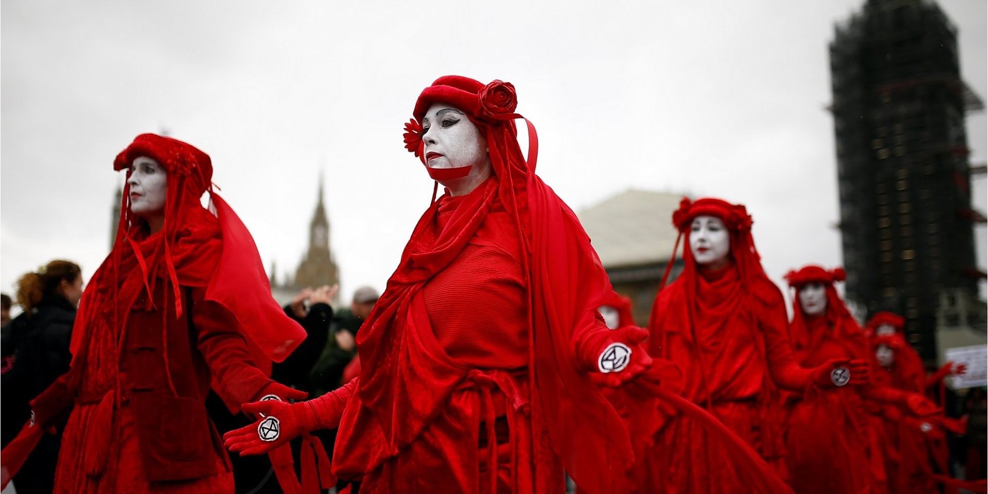 Активісти «червоних загонів» руху Extinction Rebellion в Лондоні, 7 жовтня (Фото: REUTERS / Henry Nicholls)