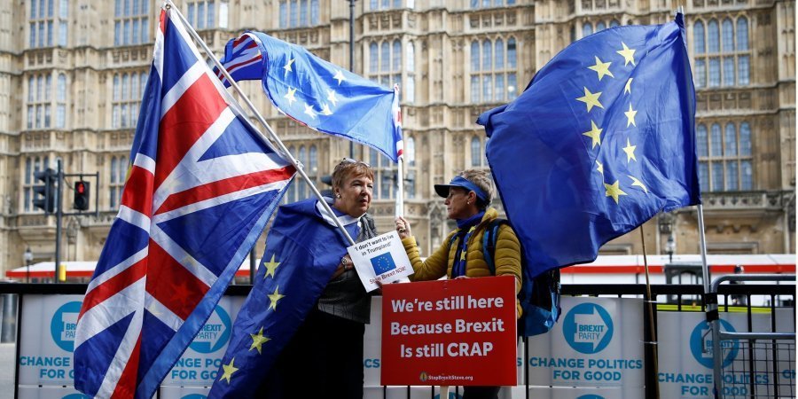 Нова угода потребуватиме схвалення парламенту Великої Британії (Фото: REUTERS/Henry Nicholls)