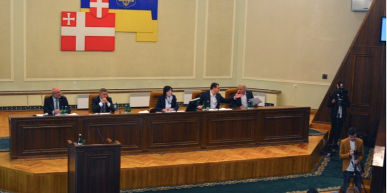 Облрада виступила проти формули Штайнмайєра (Фото: Волинська облрада)