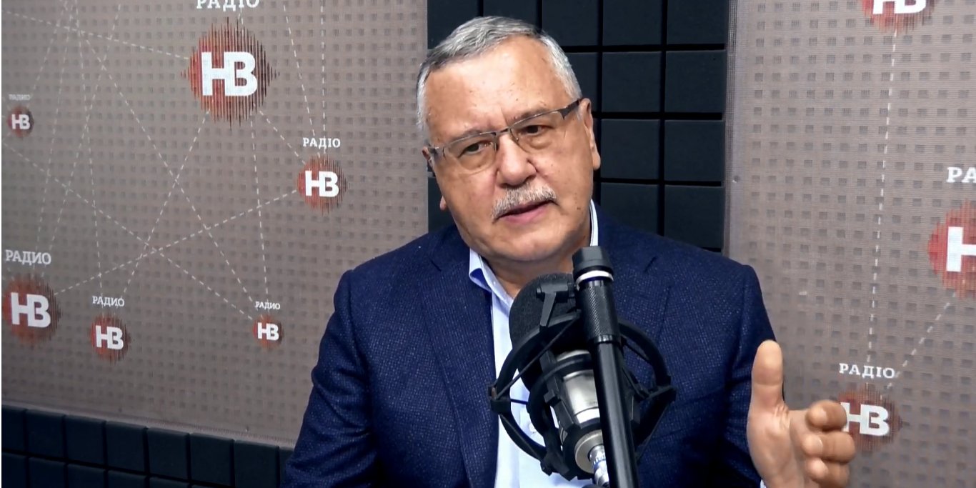 На думку Гриценка, багато українських міністрів не підготовані до своїх посад (Фото: Кадр відео Радіо НВ)