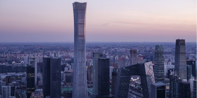 Форма будівлі нагадує давньокитайський ритуальний посуд Цзунь (Фото: H G Esch via CTBUCH)