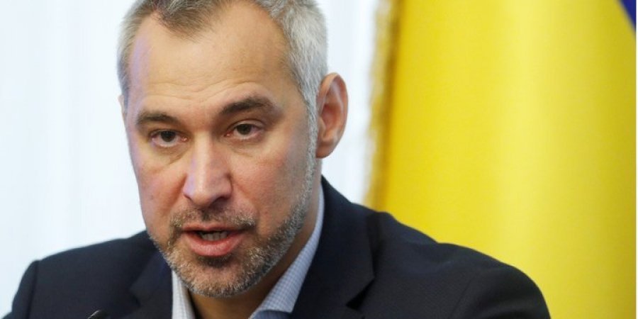 Рябошапка зазначив, що&nbsp;це&nbsp;одна з&nbsp;тих справ, де&nbsp;суспільству відповідь не&nbsp;сподобається. (Фото: REUTERS/Valentyn Ogirenko)
