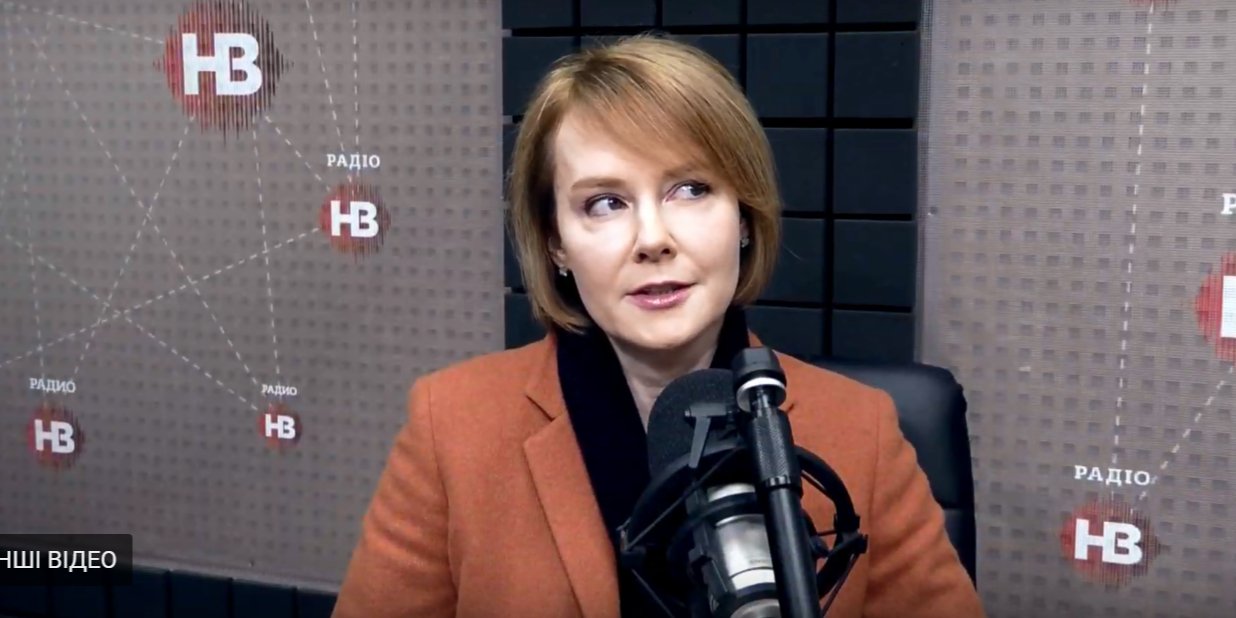 Зеркаль напомнила, что Путин считал исторической несправедливостью то, что Крым — это Украина, еще в 2000 году (Фото: Кадр видео Радіо НВ via YouTube)
