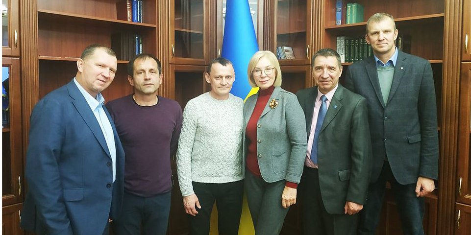 Колишні політв'язні будуть співпрацювати з Денісовою (Фото: Людмила Денісова/Facebook)