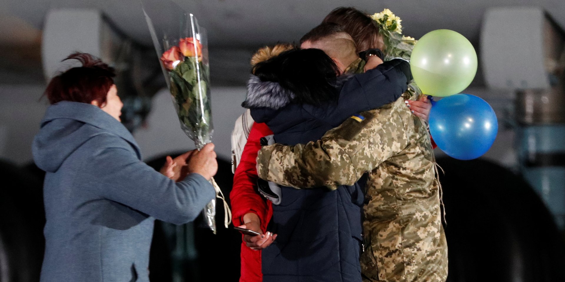 Это первый большой обмен на Донбассе с 2017 года (Фото: REUTERS / Valentyn Ogirenko)