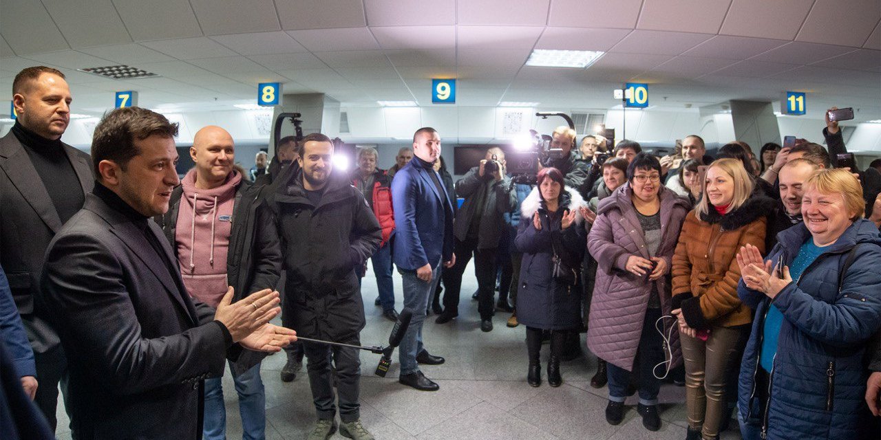 Владимир Зеленский (Фото: REUTERS / Ukrainian Presidential Press Ser)