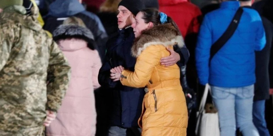 Уволенным из плена предлагают проживание в санатории под Киевом. (Фото: REUTERS / VALENTYN OGIRENKO)