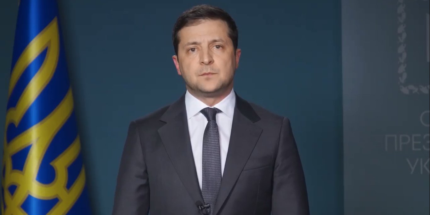 Кадр з відеозвернення Володимира Зеленського до українців (Фото: Володимир Зеленський via Facebook)