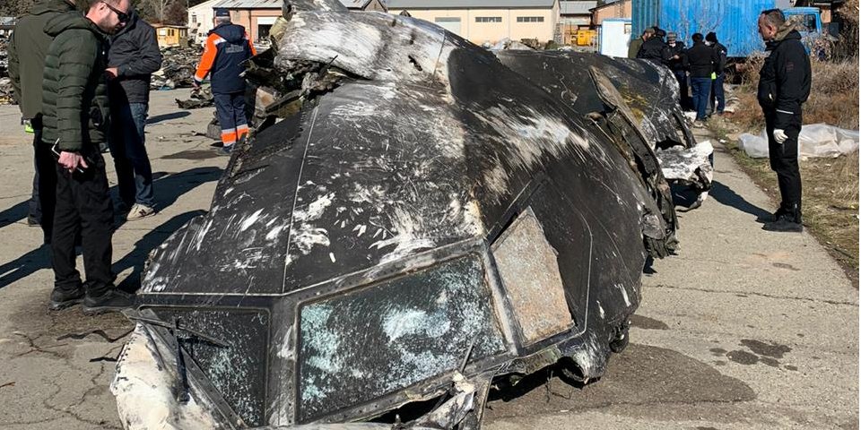 Обломки сбитого иранскими военными самолета МАУ (Фото: Прес-служба президента)