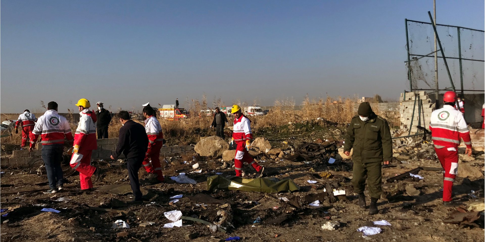 Место крушения самолета МАУ (Фото: Nazanin Tabatabaee/WANA (West Asia News Agency) via REUTER)