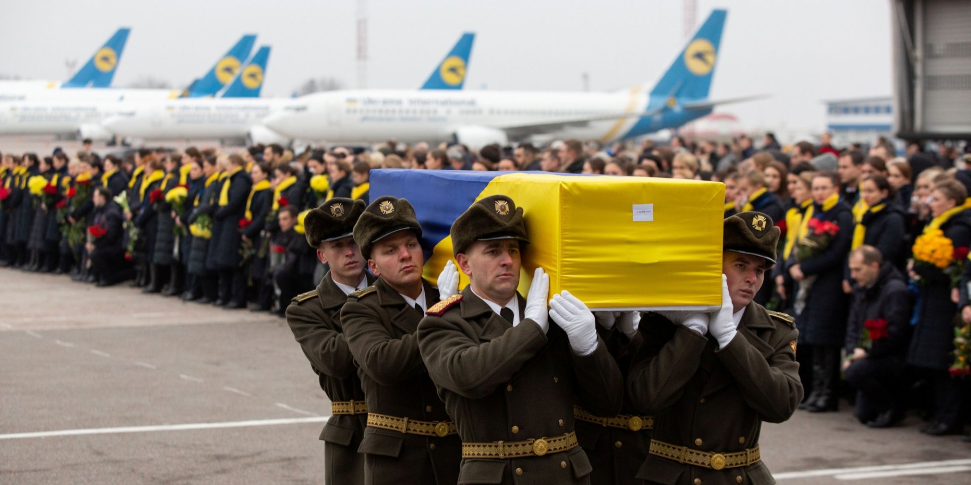 Мероприятие проходит в Международном аэропорту Борисполь (Фото: REUTERS / Valentyn Ogirenko)
