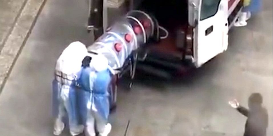 В Китае из-за вируса умерли уже четыре человека (Фото: Скриншот с видео канала Зеленый пес/YouTube)