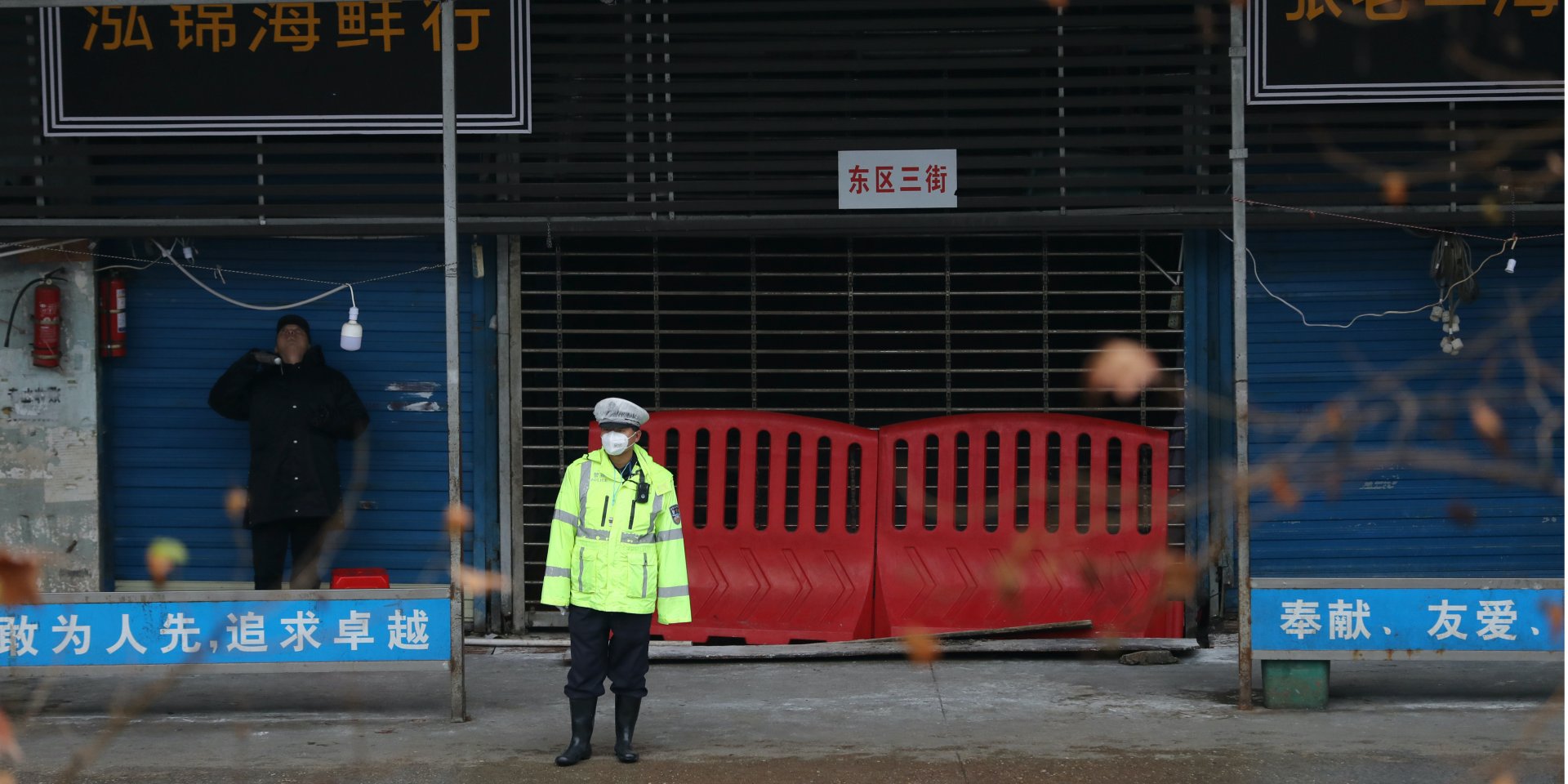 Жертвами вируса уже стали 17 человек (Фото: REUTERS/Stringer CHINA OUT)