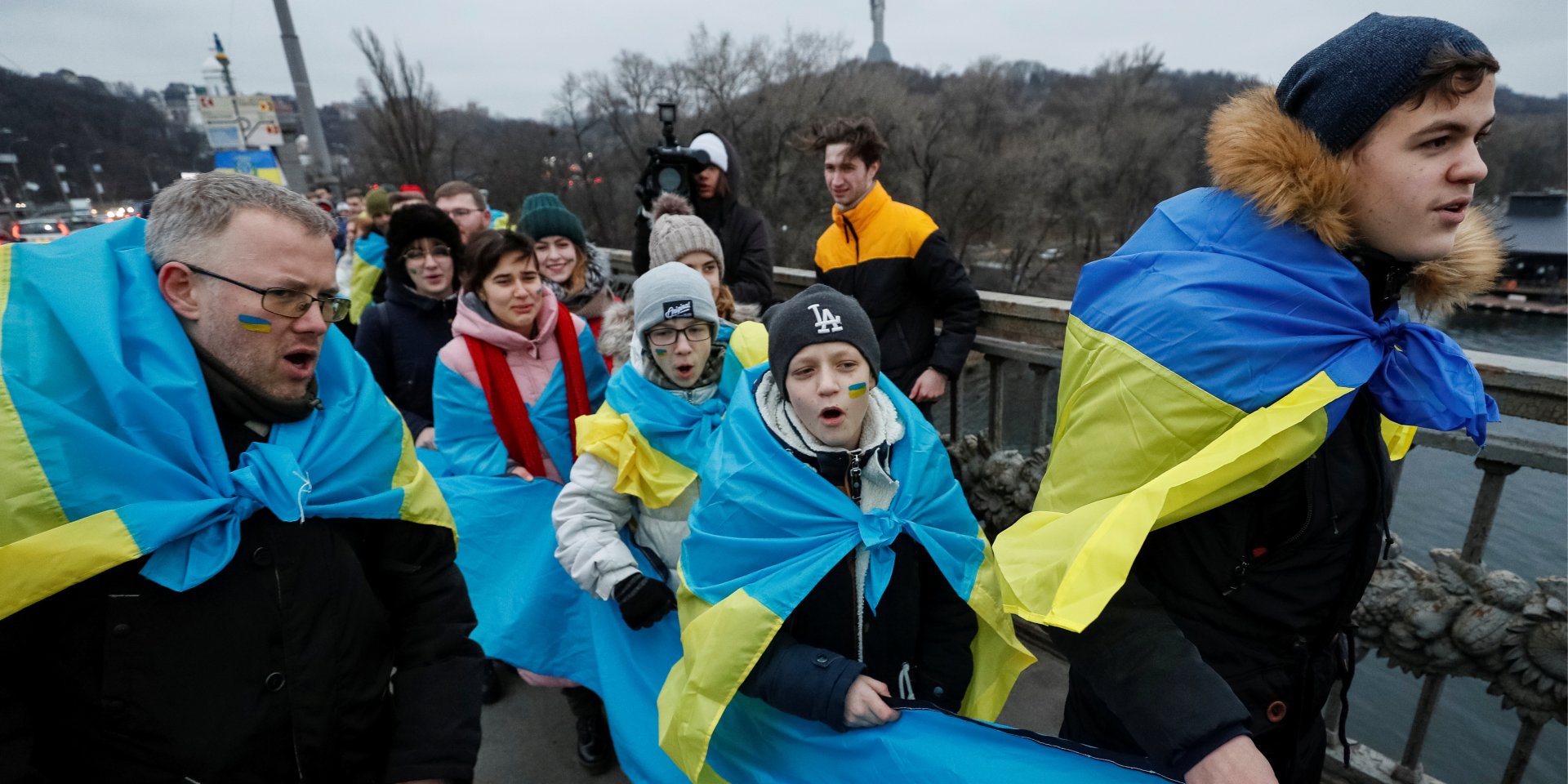 В Украине постоянно проживает 37 млн 289 тысяч человек (Фото: REUTERS/Gleb Garanich)