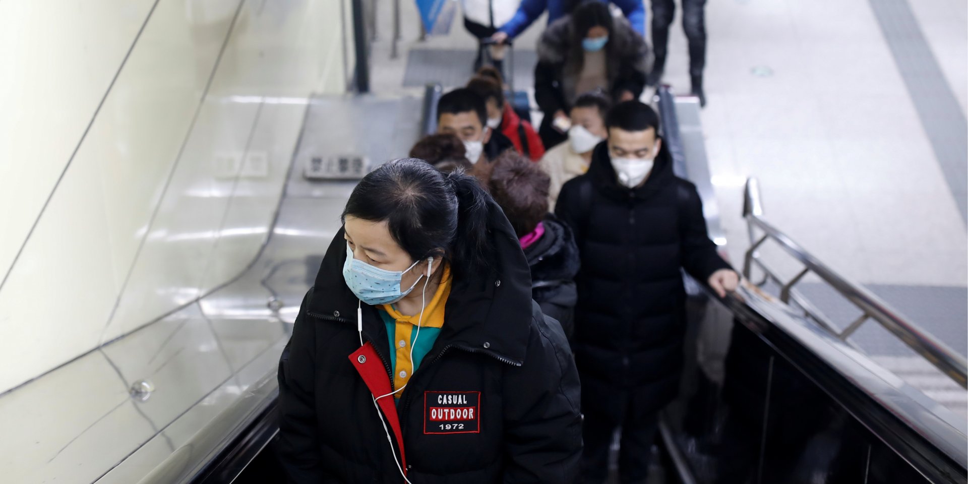 Инфицированный является гражданином Китая (Фото: REUTERS/Carlos Garcia Rawlins)