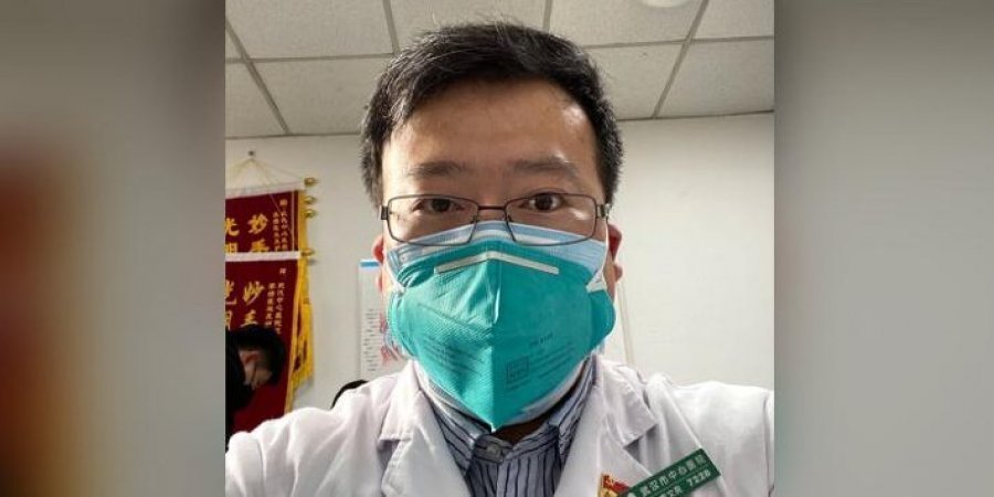 Врач одним из первых заявил о коронавирусе (Фото: Li Wenliang, CNN)