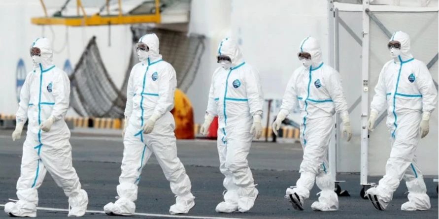 Первой жертвой коронавируса в Японии стала 80-летняя женщина (Фото: REUTERS/Kim Kyung-Hoon/File Photo)