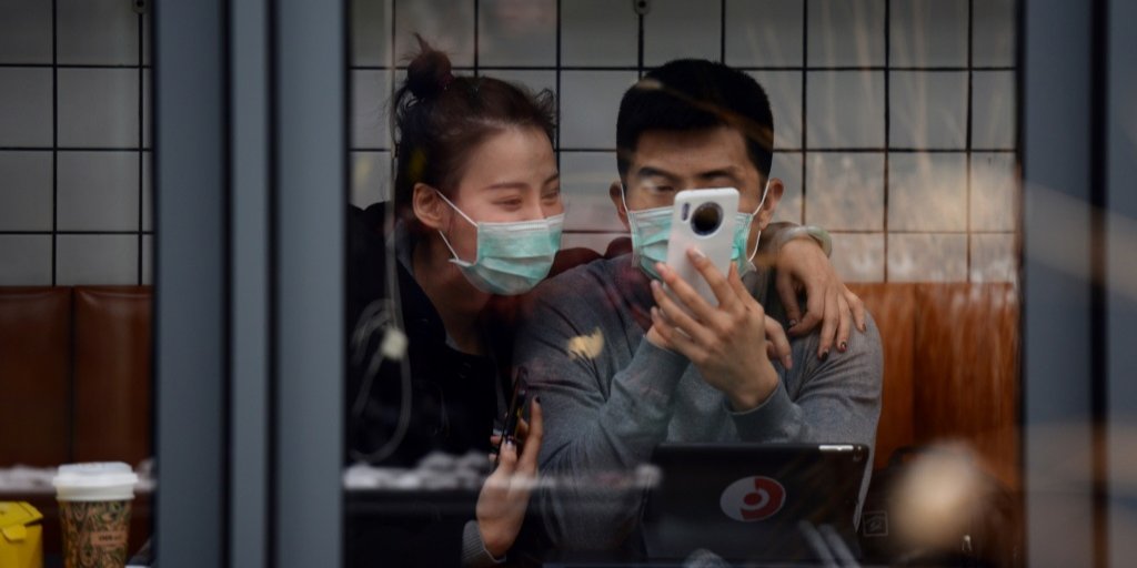 Самоизоляция на две недели является обязательной (Фото: REUTERS/Tingshu Wang)