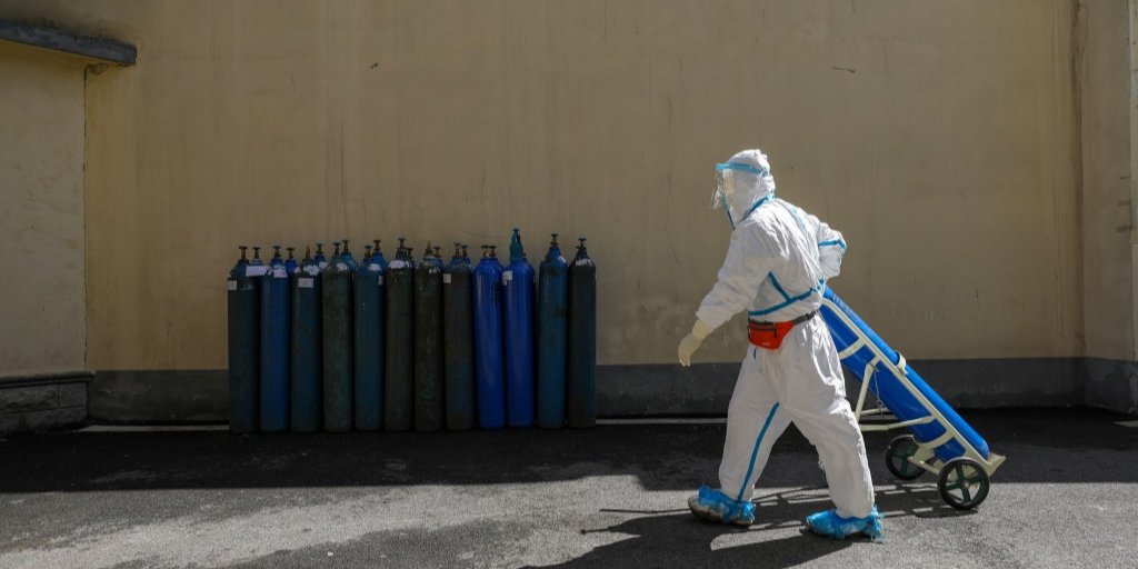 1716 медиков по всему Китаю были заражены коронавирусом (Фото: China Daily via REUTERS)