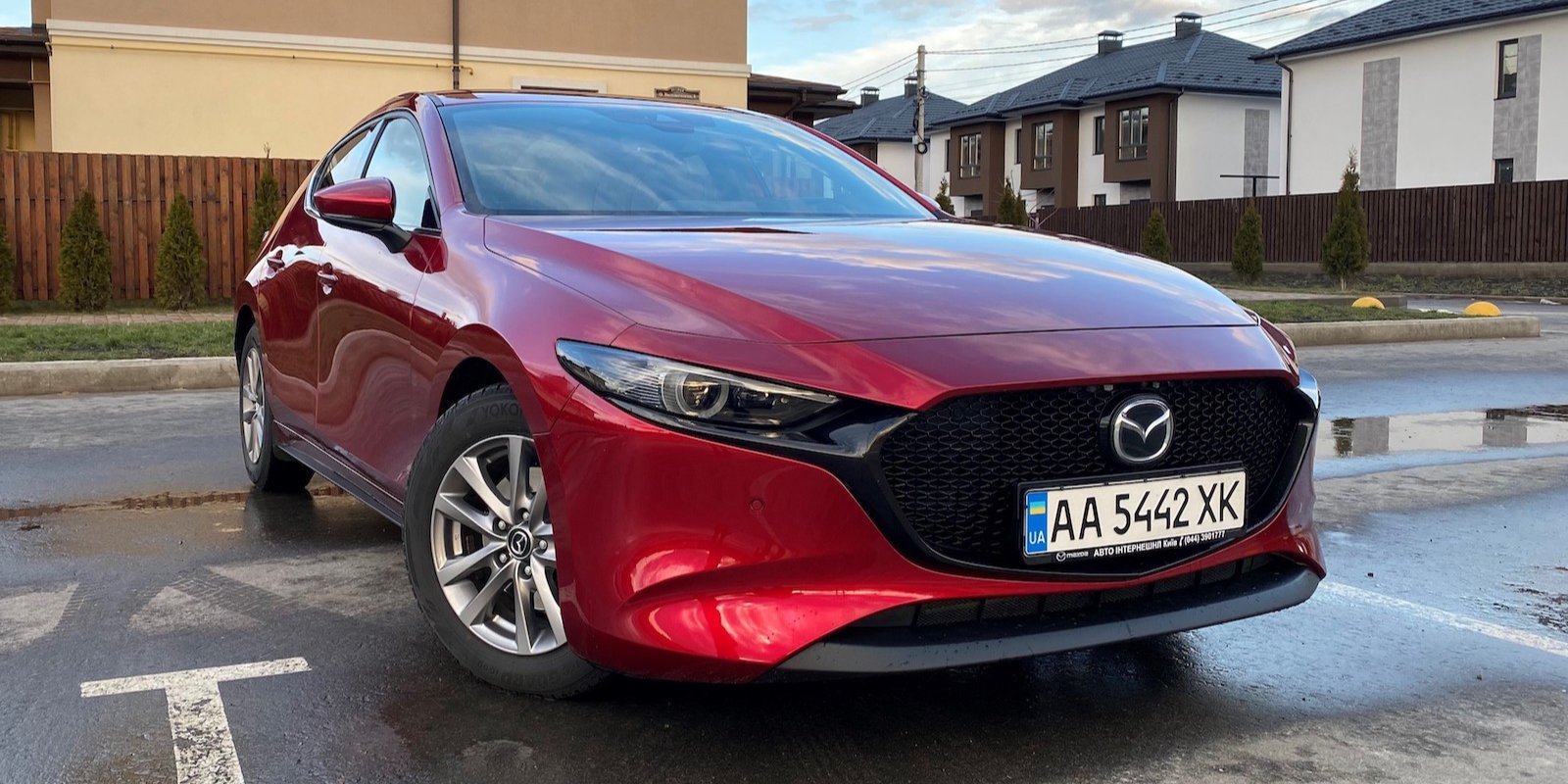 Тест-драйв хетчбека Mazda 3 (Фото: НВ)