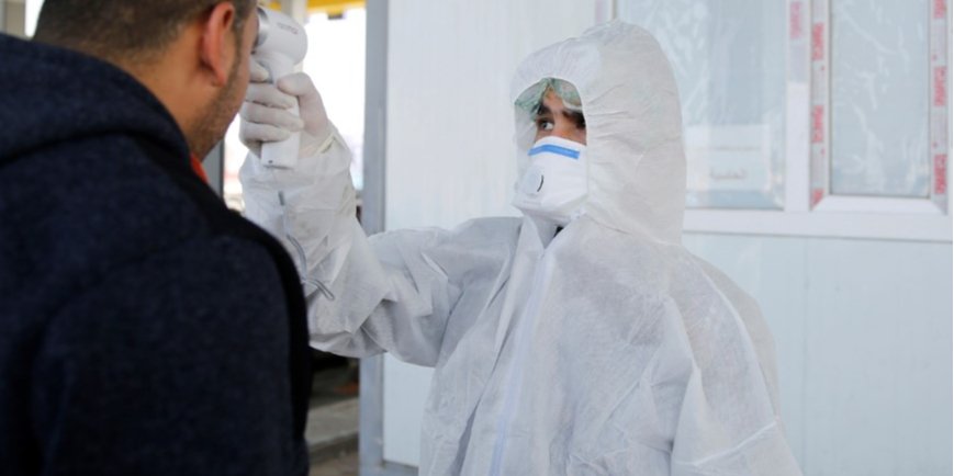 По всему миру было зарегистрировано более 80 000 подтвержденных случаев заражения коронавирусом (Фото: REUTERS/Abdullah Rashid)