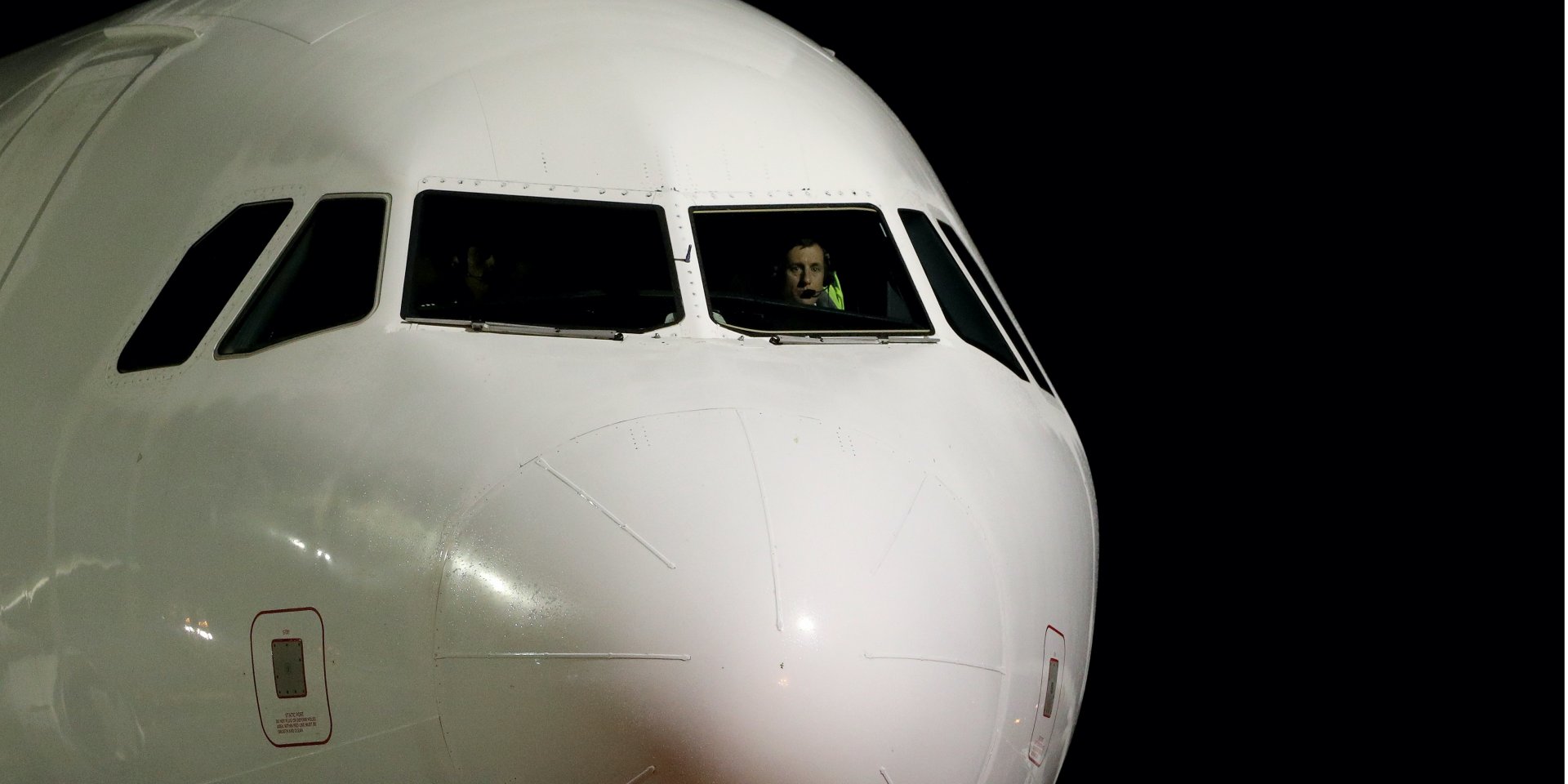 Дипломатов могут эвакуировать в российский Владивосток (Фото: AAP Image/Richard Wainwright/via REUTERS ATTENTION EDITORS)