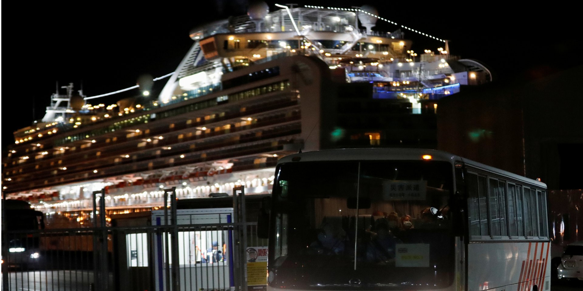 Лайнер Diamond Princess (Фото: REUTERS / Kim Kyung-Hoon)