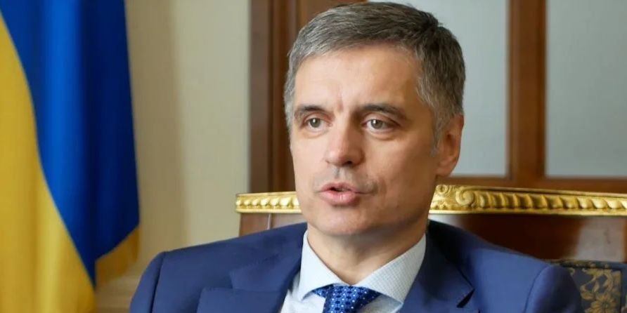 Пристайко заявив, що свою відставку з президентом поки не обговорював (Фото: Скріншот з відео Європейської правди)