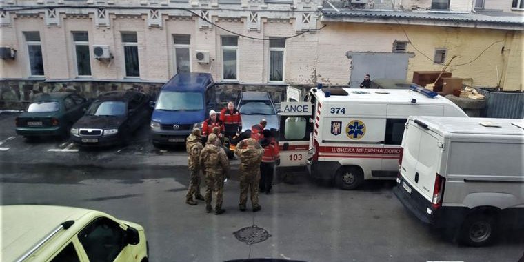 Павловского из суда увезли на «скорой» (Фото: Громадське)