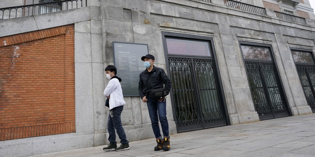 В Испании подтверждены почти три тысячи случаев заражения (Фото: REUTERS/Juan Medina)