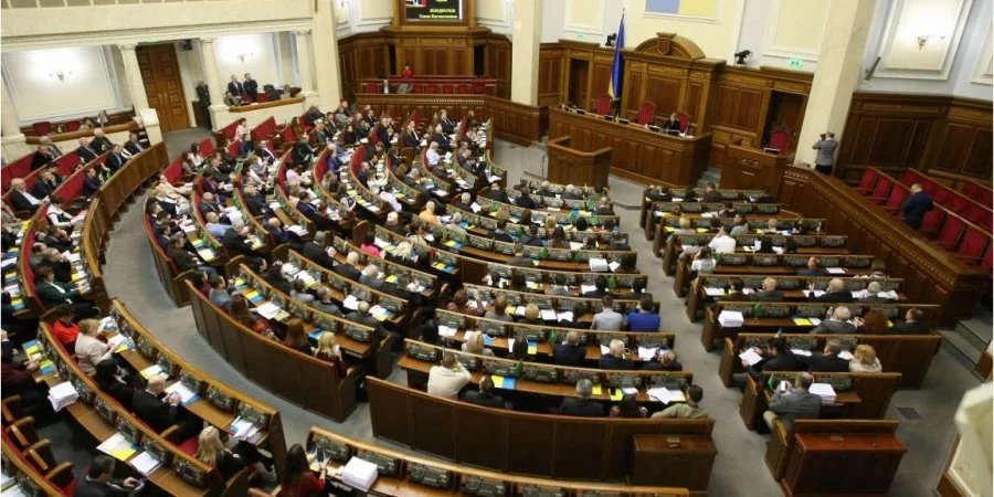 Рада может собраться по инициативе Минздрава (Фото: ВР)