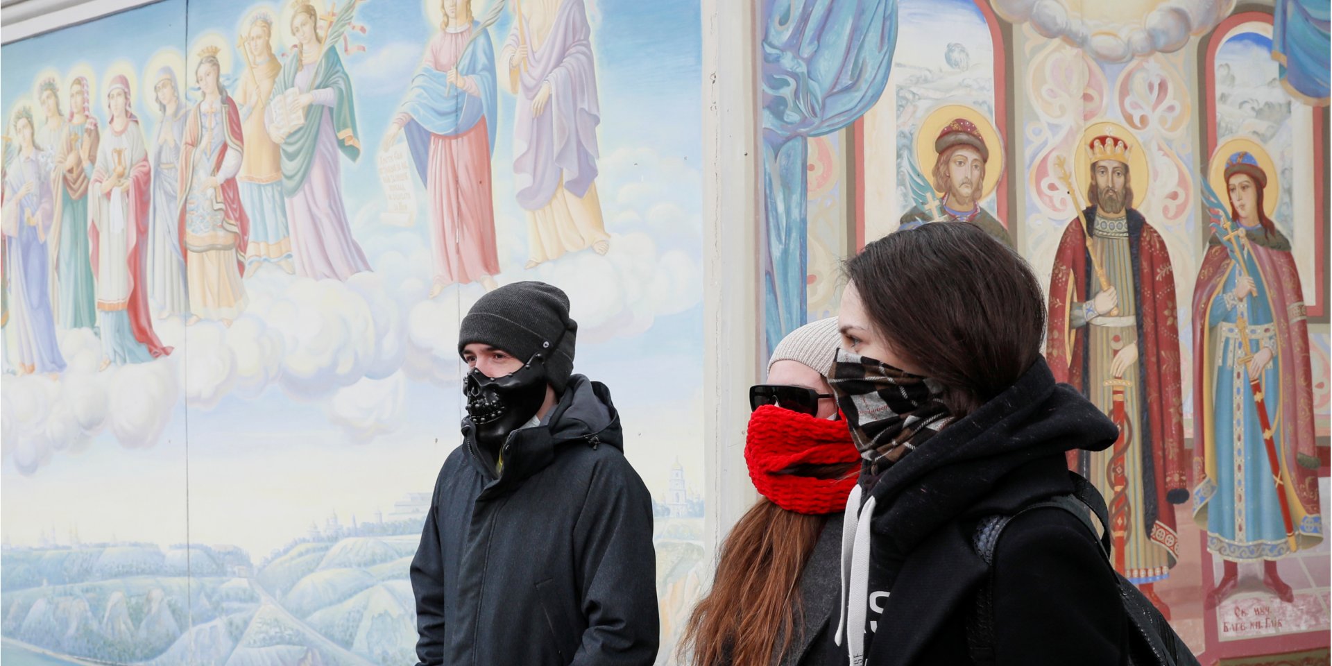 Киев ужесточает ограничительные меры (Фото: REUTERS/Gleb Garanich)
