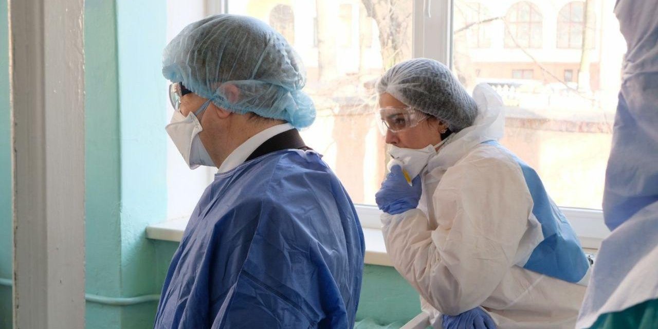 Блогеров могут обязать компенсировать стоимость вызова скорой (Фото: Черновицкая ОГА)