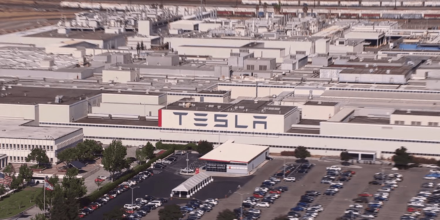 Tesla должна закрыть свою фабрику из-за коронавируса (Фото: electrek.co)