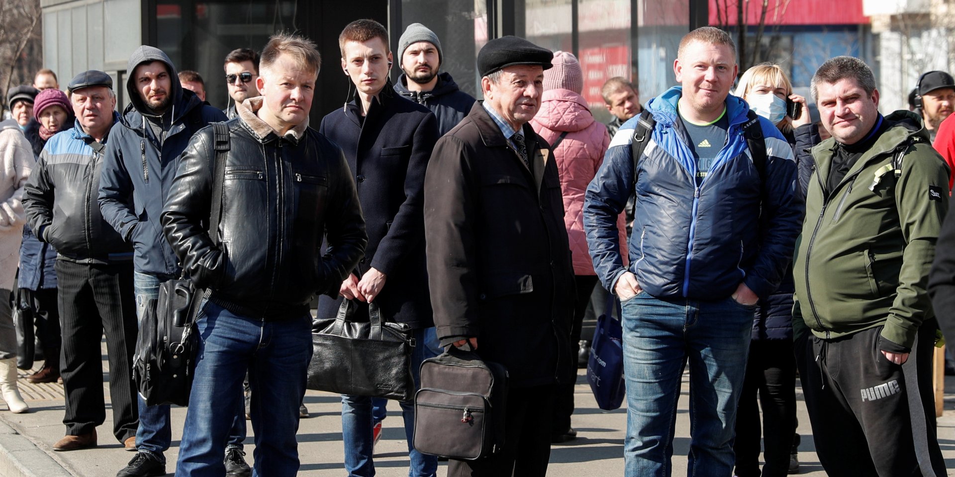 Метрополитен в Киеве закрыт с 18 марта (Фото: REUTERS/Valentyn Ogirenko)