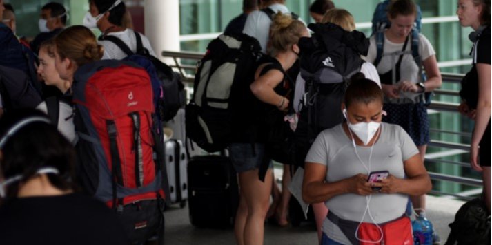 Они будут лететь SkyUp Airlines (Фото: REUTERS / Santiago Arcos)