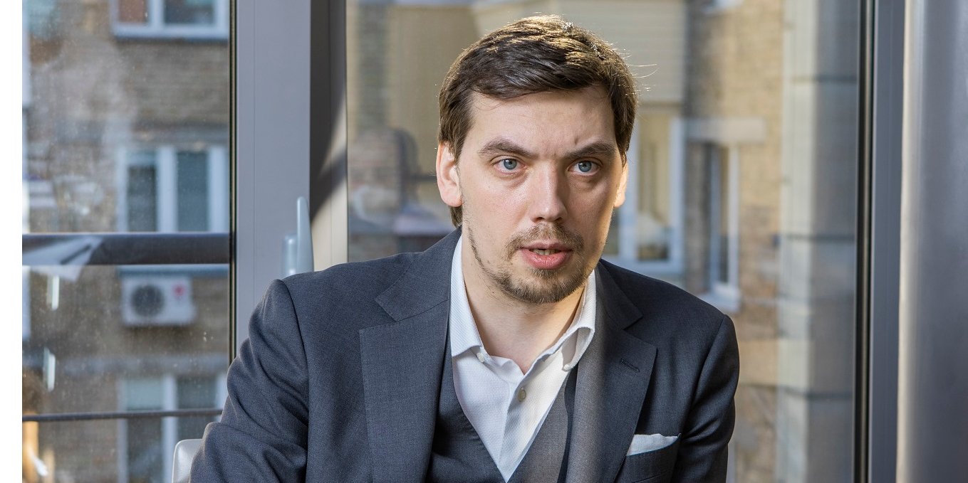 Гончарук заперечує, що його уряд халатно поставився до загрози епідемії коронавірусу (Фото: Олександр Медведєв / НВ)