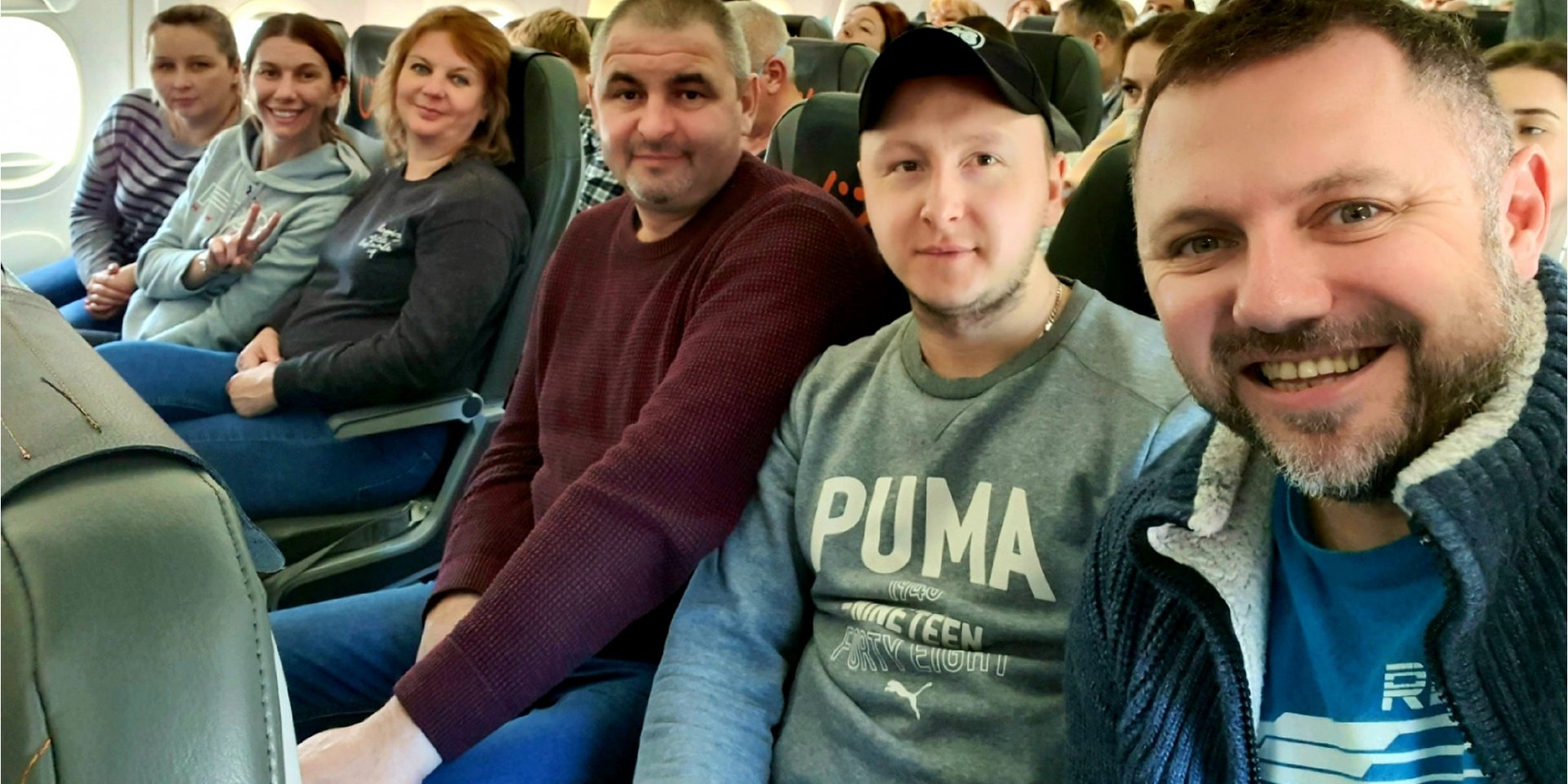 Столична маркетологиня Віра Спірідончева (друга ліворуч) змогла повернутися з подорожі на північ Норвегії (Фото: DR)
