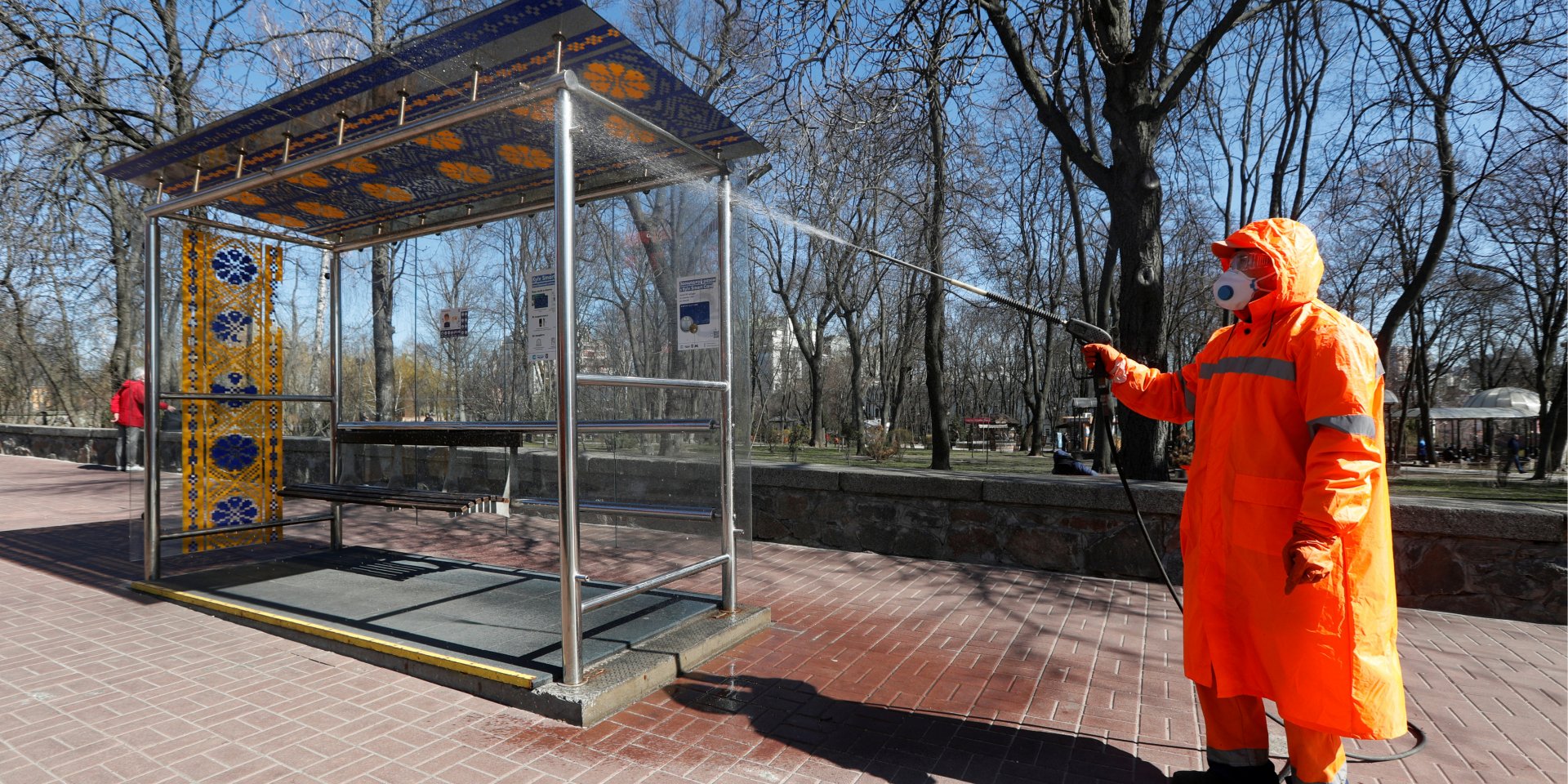 Если ситуация с коронавирусом в Украине улучшится, карантин могут завершить досрочно (Фото: REUTERS/Valentyn Ogirenko)