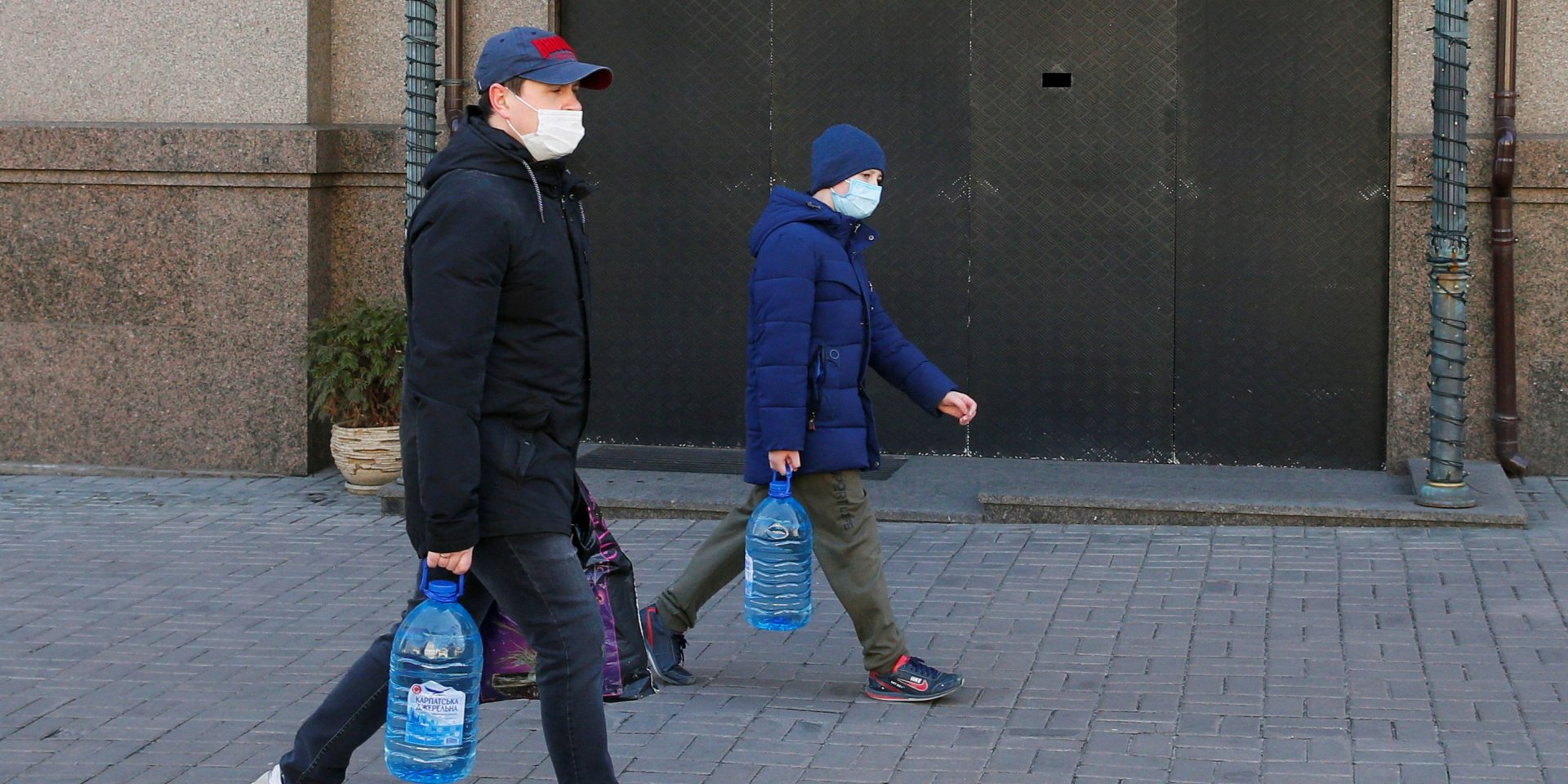 Лабораторных подтверждений новых случаев COVID-19 пока нет (Фото: REUTERS/Gleb Garanich)