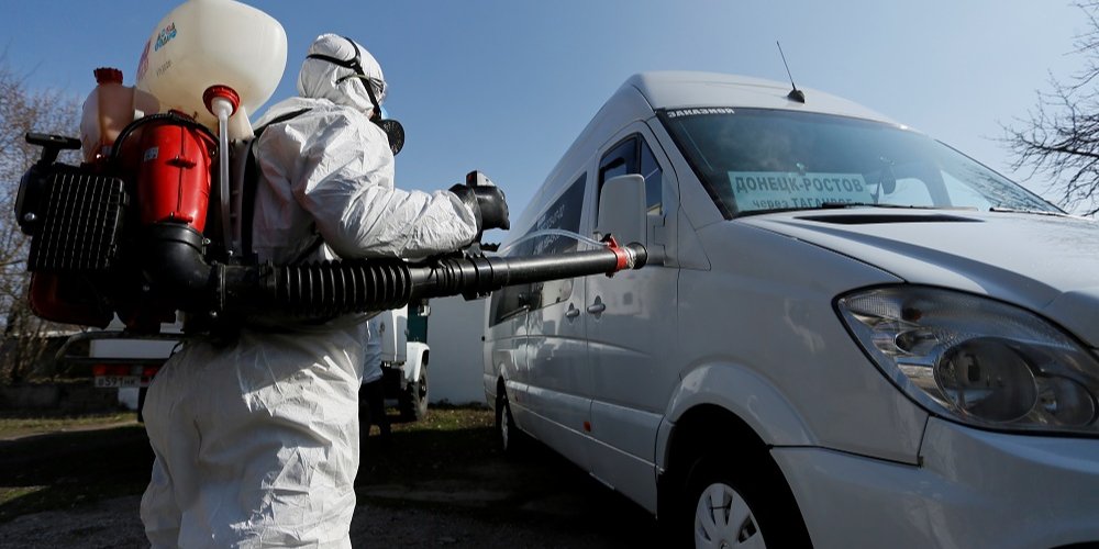 Украина принимает меры из-за распространения коронавируса (Фото: Alexander Ermochenko/Reuters)