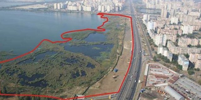 Участок под застройку ТРЦ Вырлица (Фото: Компания XXI Век)