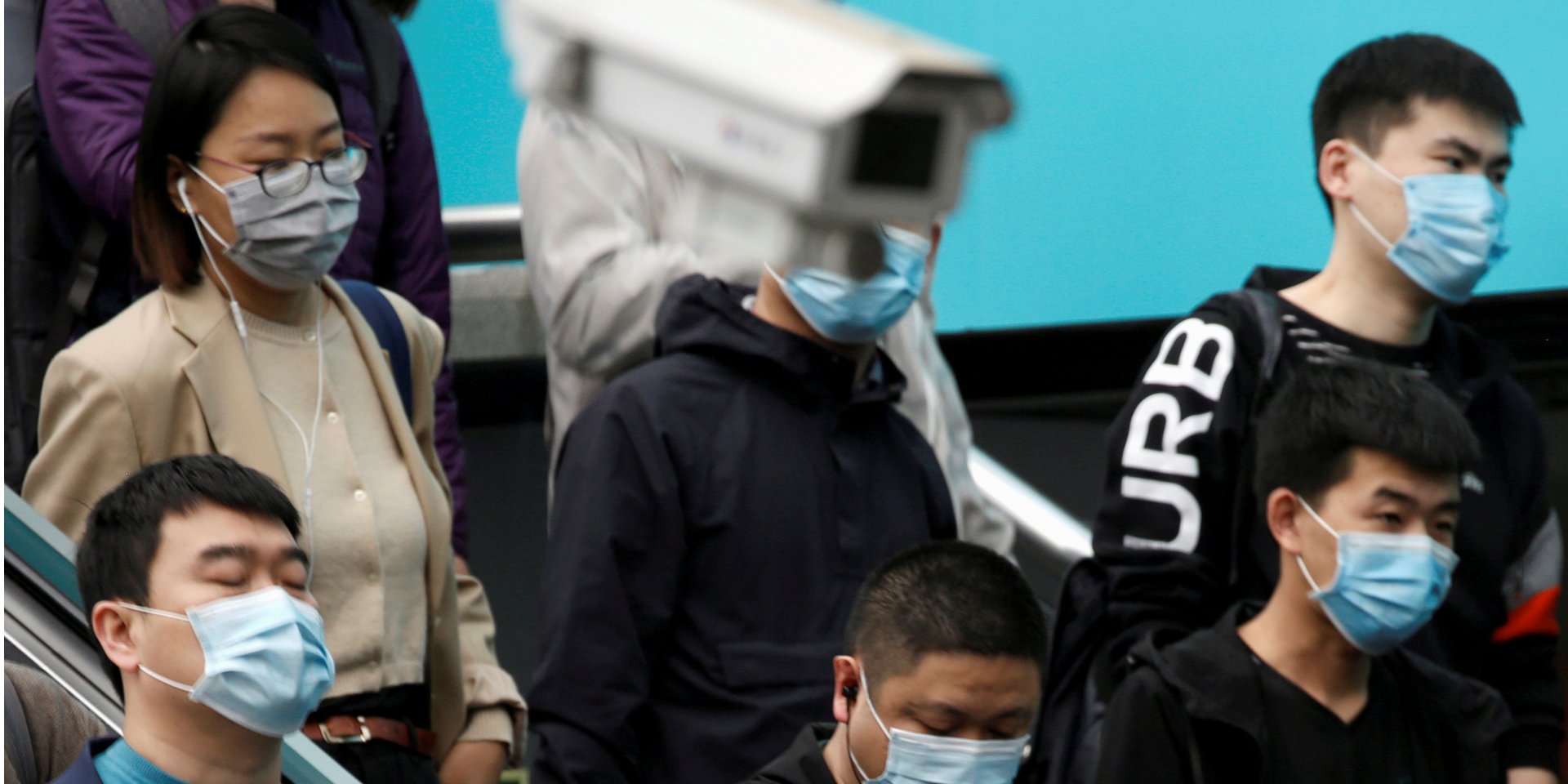 Камера наблюдения на одной из станций метро в Пекине (Фото: REUTERS/Tingshu Wang)