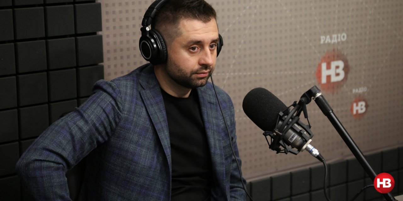 Давид Арахамия считает, что Слуге народа не хватает голосов из-за карантина (Фото: НВ)