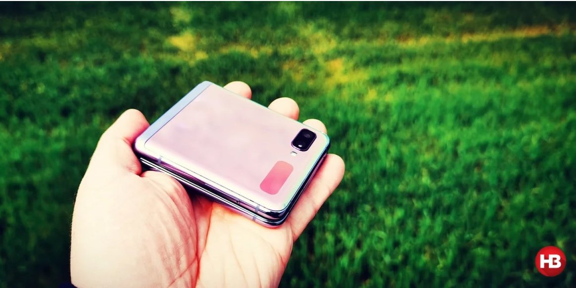 Samsung Galaxy Z Flip продается лучше Galaxy S20 (Фото: НВ)