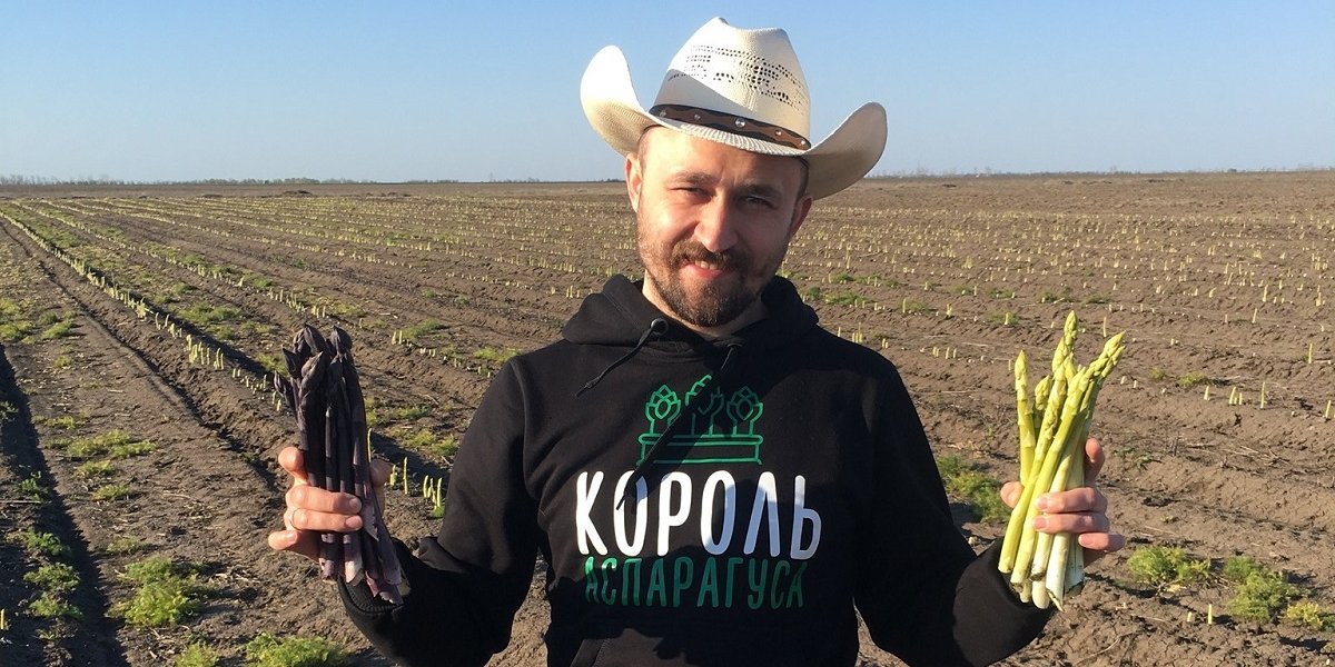 Петр Григорьев, сооснователь компании Агроэксперт Трейд, выращивает спаржу на 20 га в Херсонской области (Фото: НВ)