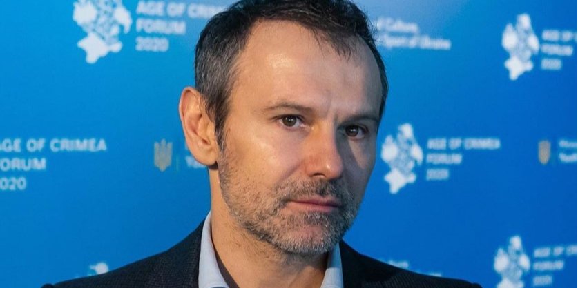 11 червня Святослав Вакарчук оголосив про складання депутатських повноважень (Фото: sviatoslav. vakarchuk/instagram)