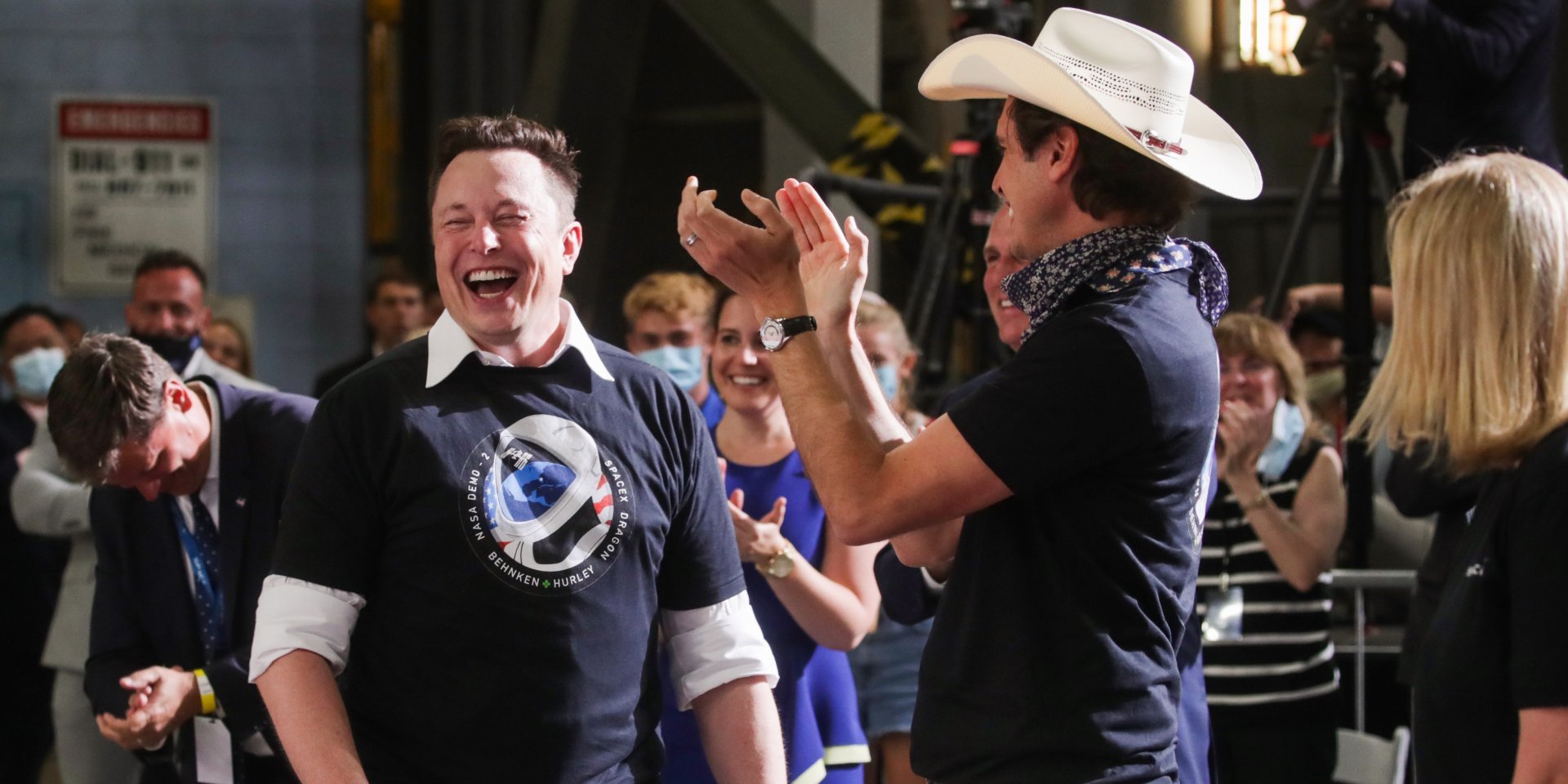 Разбираем биографию Илона Маска: часть III — миллиардер без денег? - фото