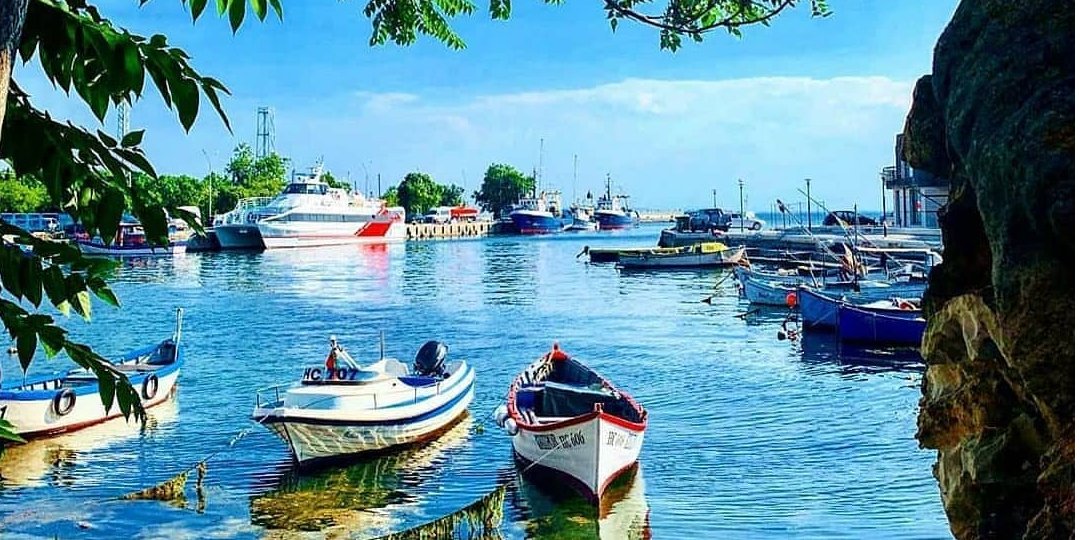 Болгарія знаменита хорошими пляжами, мінеральними водами і вином (Фото: bulgarian. roamers / instagram)