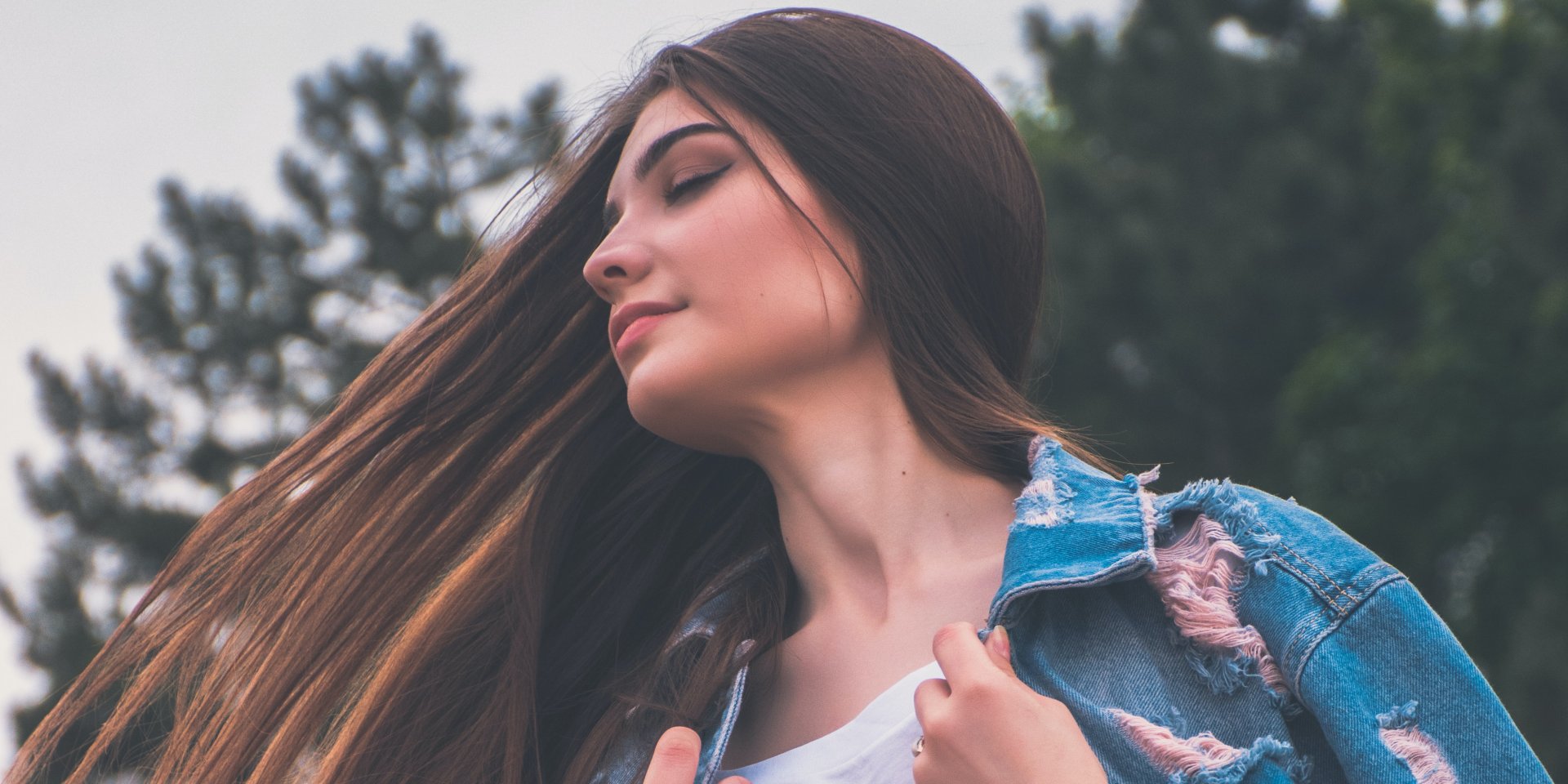 Девушка (Фото: Valerie Elash / Unsplash)